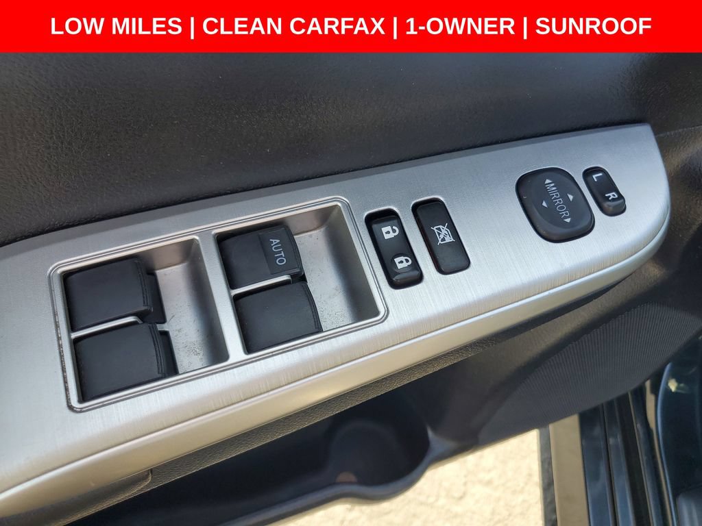 Used 2013 Toyota Camry SE w/ Leather Pkg FWD image 22
