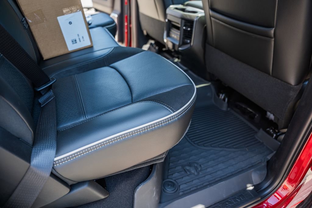 New 2026 RAM 2500 Laramie AWD/4WD image 31
