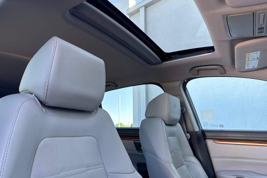 Used 2017 Honda CR-V Touring image 18