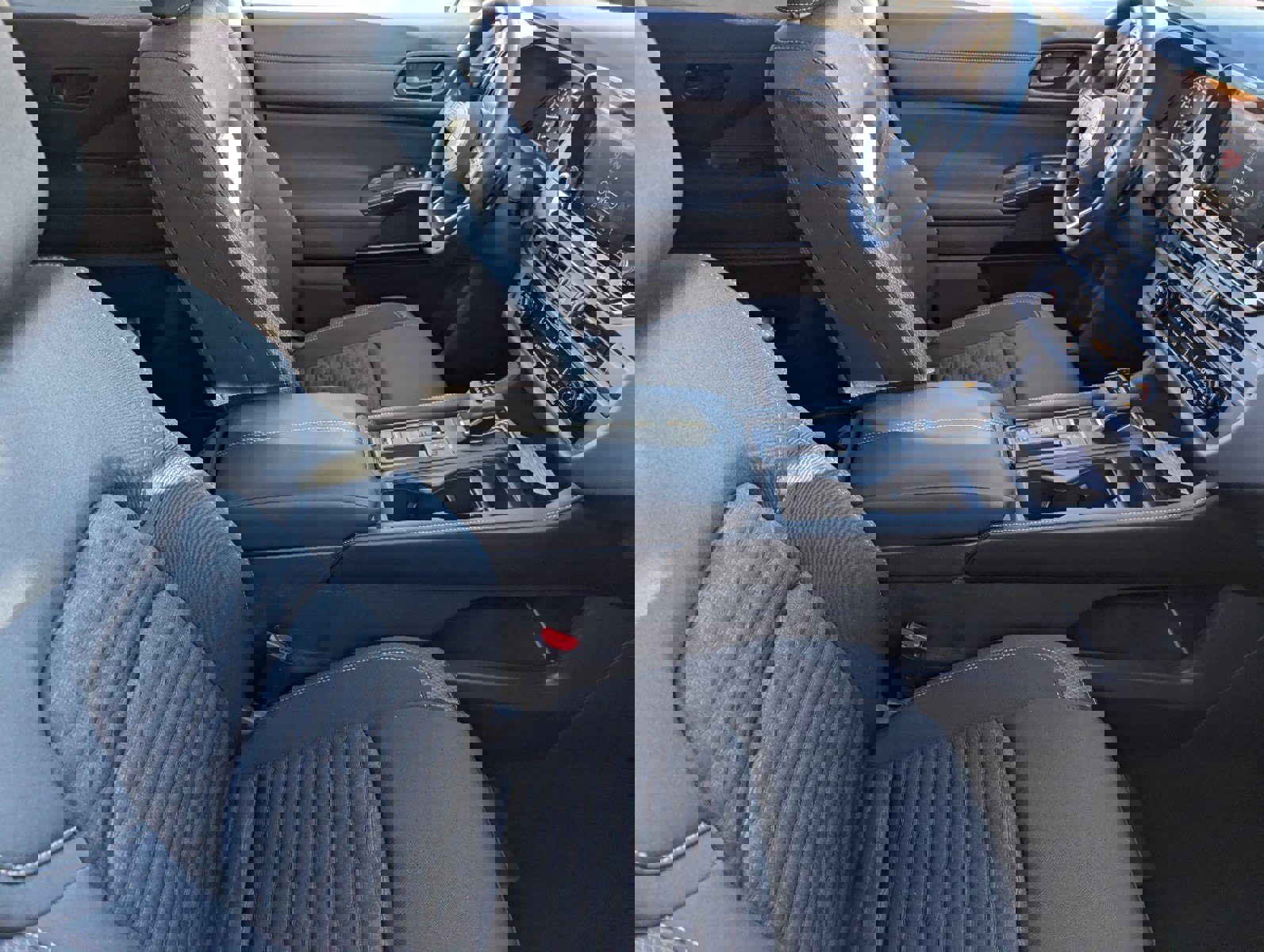 New 2025 Nissan Pathfinder S image 27