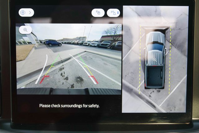 Used 2024 Ford F150 XLT w/ Mobile Office Package image 31