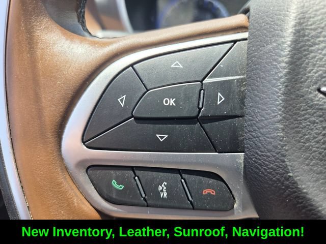 Certified 2018 Chrysler Pacifica Limited FWD image 30
