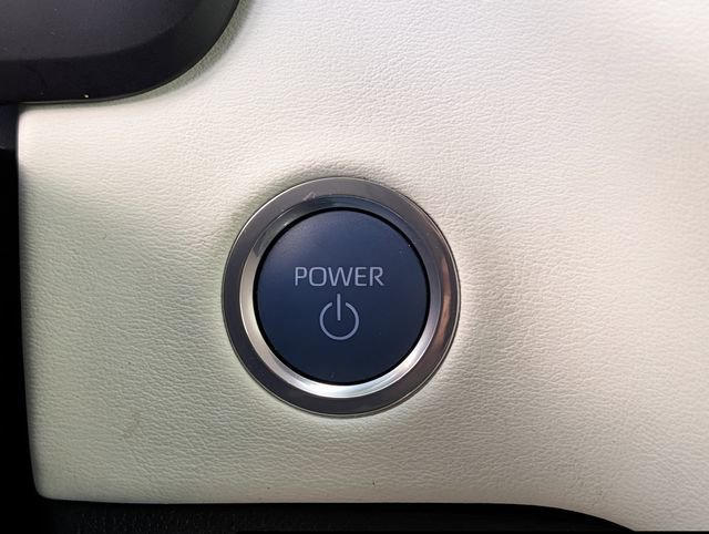 Used 2024 Toyota Sequoia Capstone image 21