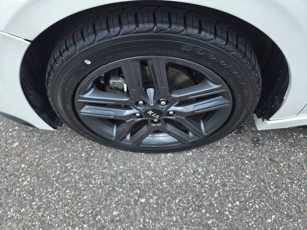 Used 2021 Kia Forte GT-Line w/ GT-Line Premium Package image 15