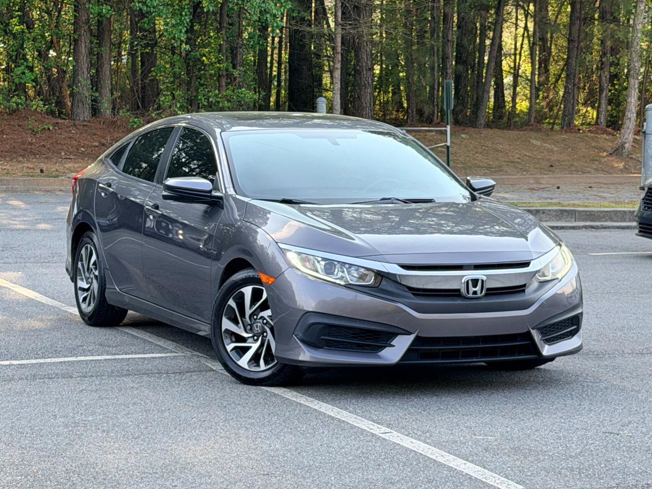 Used 2016 Honda Civic EX image 3
