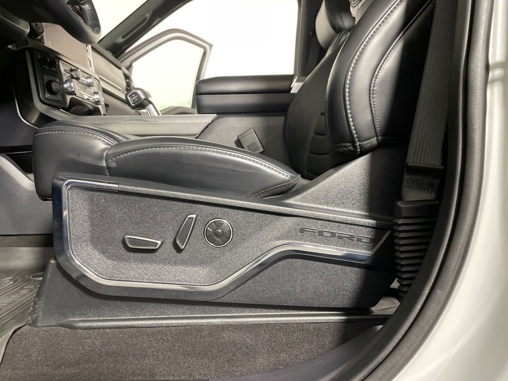 Used 2024 Ford F150 Platinum image 11