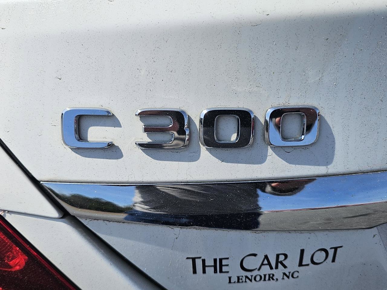 Used 2017 Mercedes-Benz C 300 4MATIC Sedan image 24