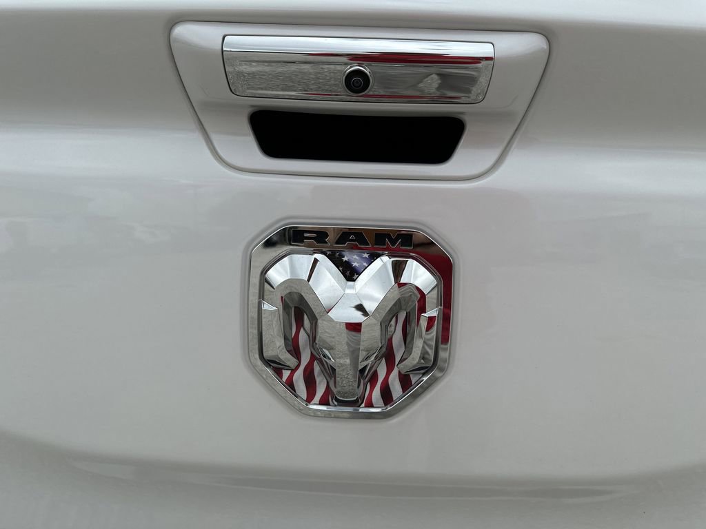 Used 2021 RAM 1500 Limited w/ Body Color Bumper Group image 30