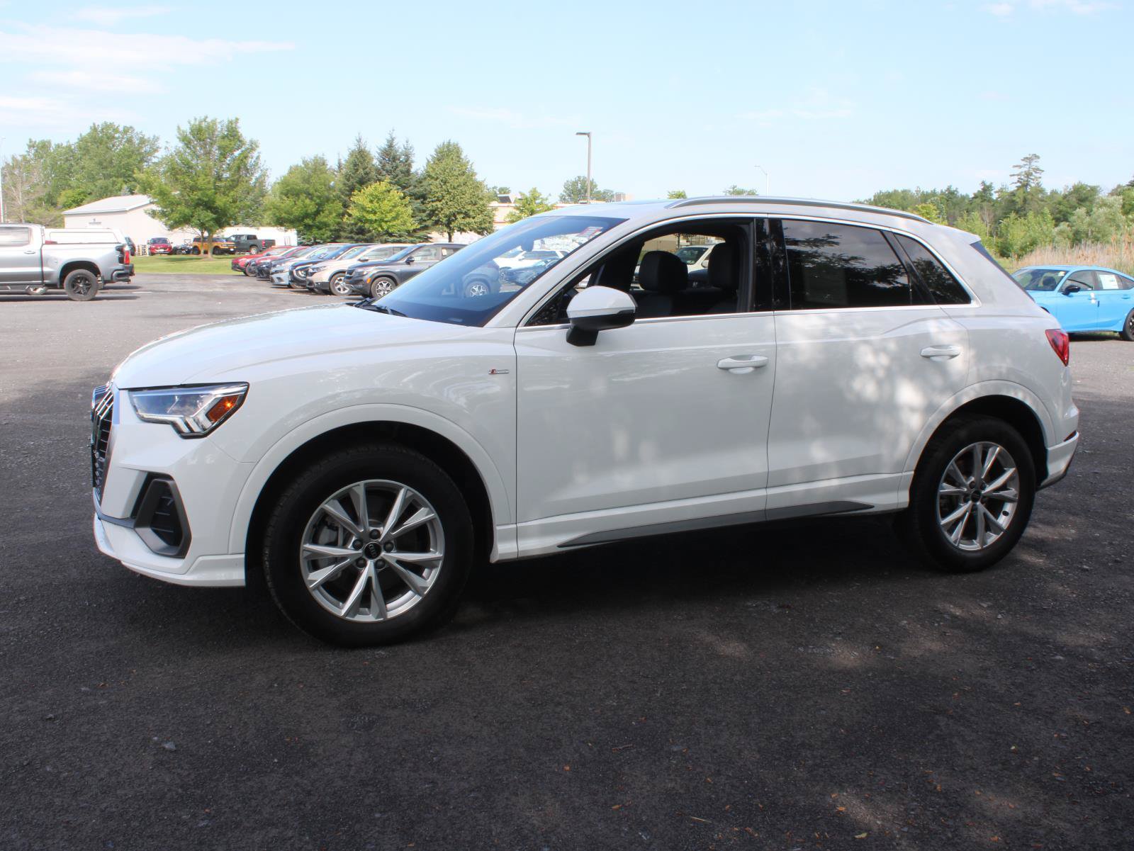 Used 2025 Audi Q3 2.0T Premium AWD/4WD image 5