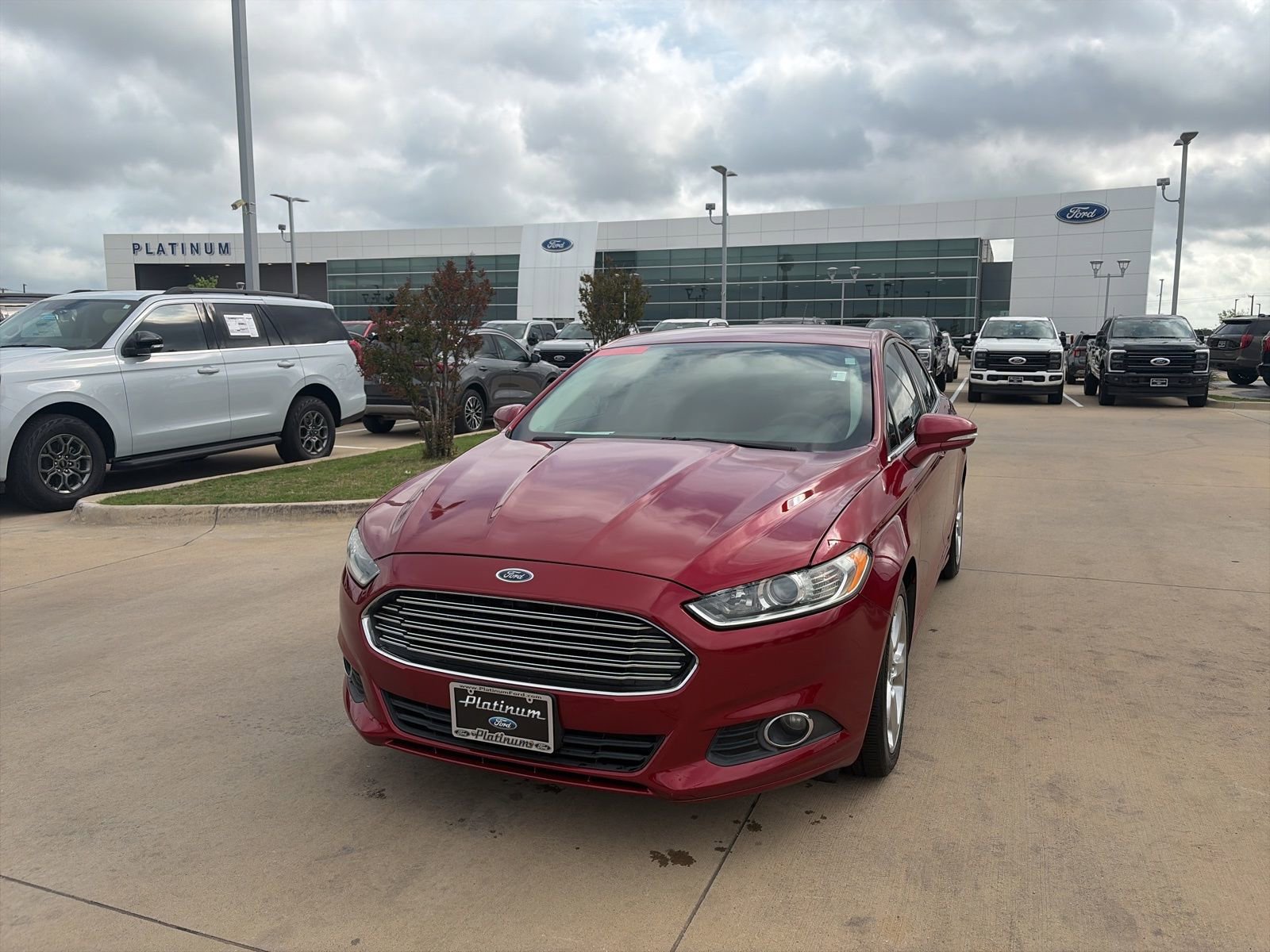 Used 2016 Ford Fusion SE image 27