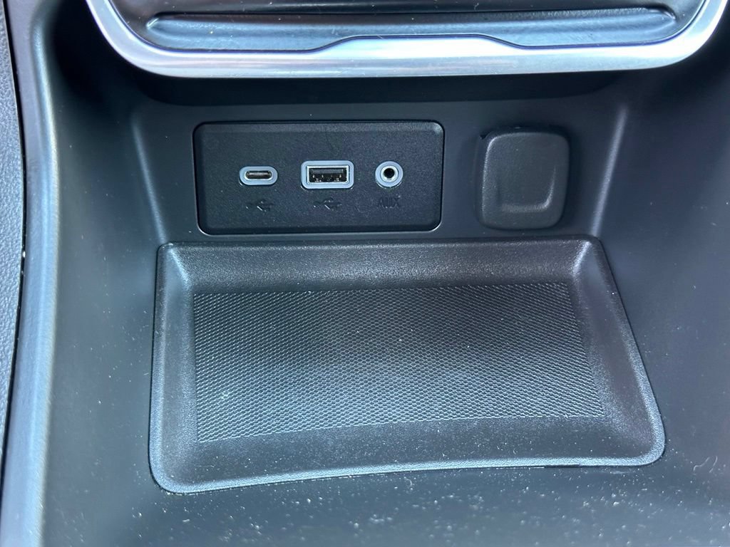 Used 2021 GMC Terrain SLE FWD image 27