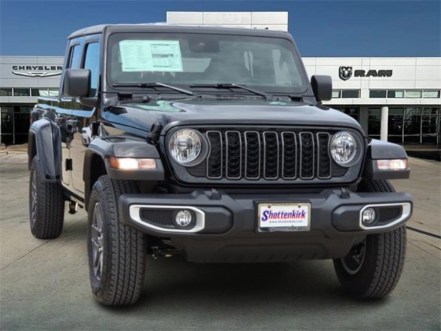 New 2025 Jeep Gladiator Sport