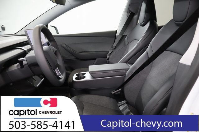 Used 2026 Tesla Model Y AWD image 10