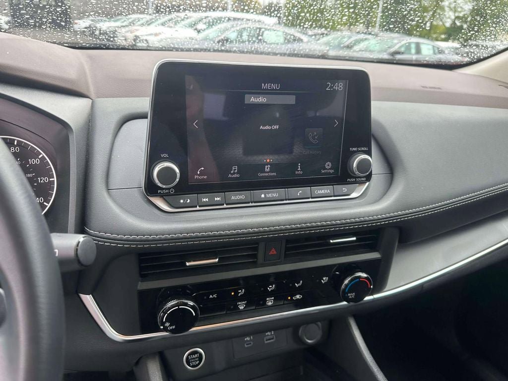 Used 2023 Nissan Rogue S AWD/4WD image 28