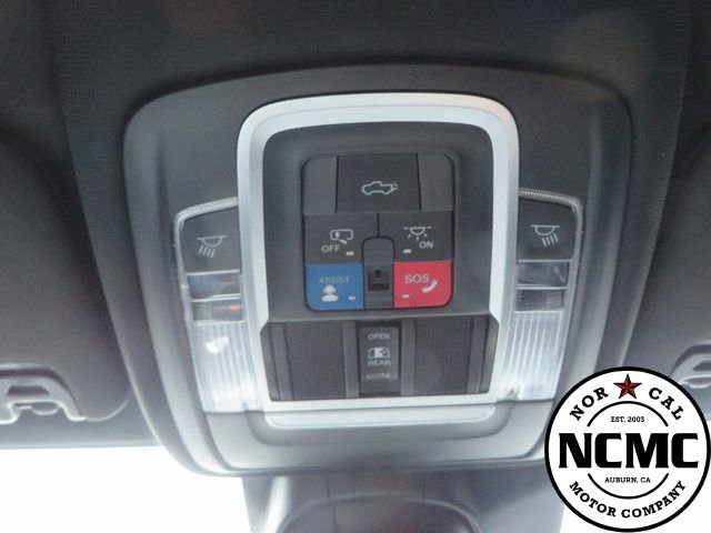 Used 2020 RAM 3500 Limited image 31