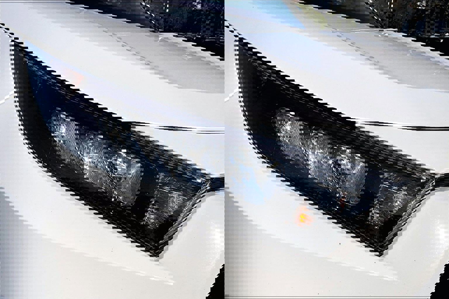 Used 2022 Toyota RAV4 LE image 26