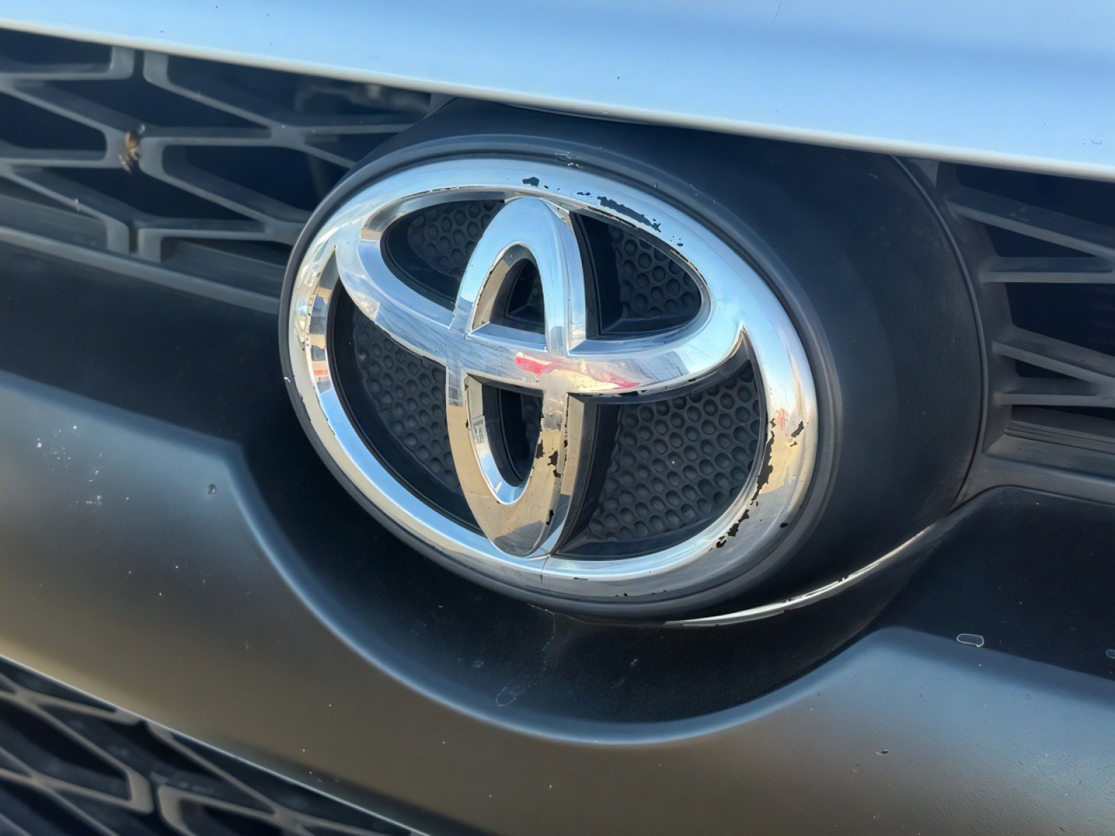 Used 2014 Toyota 4Runner SR5 image 30