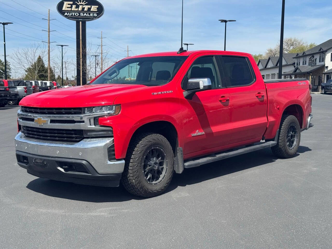 Used 2020 Chevrolet Silverado 1500 LT w/ True North Edition AWD/4WD image 3
