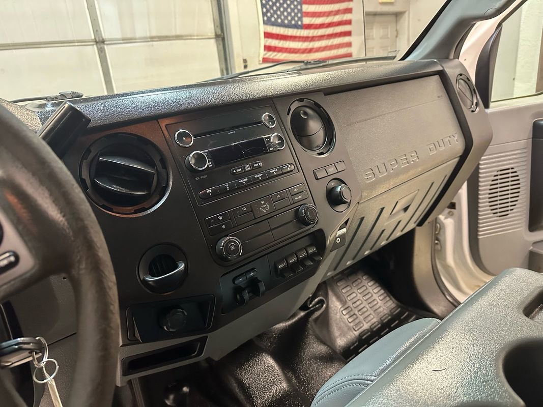 Used 2013 Ford F550 4x4 Crew Cab Super Duty w/ PWR Equipment Group image 21