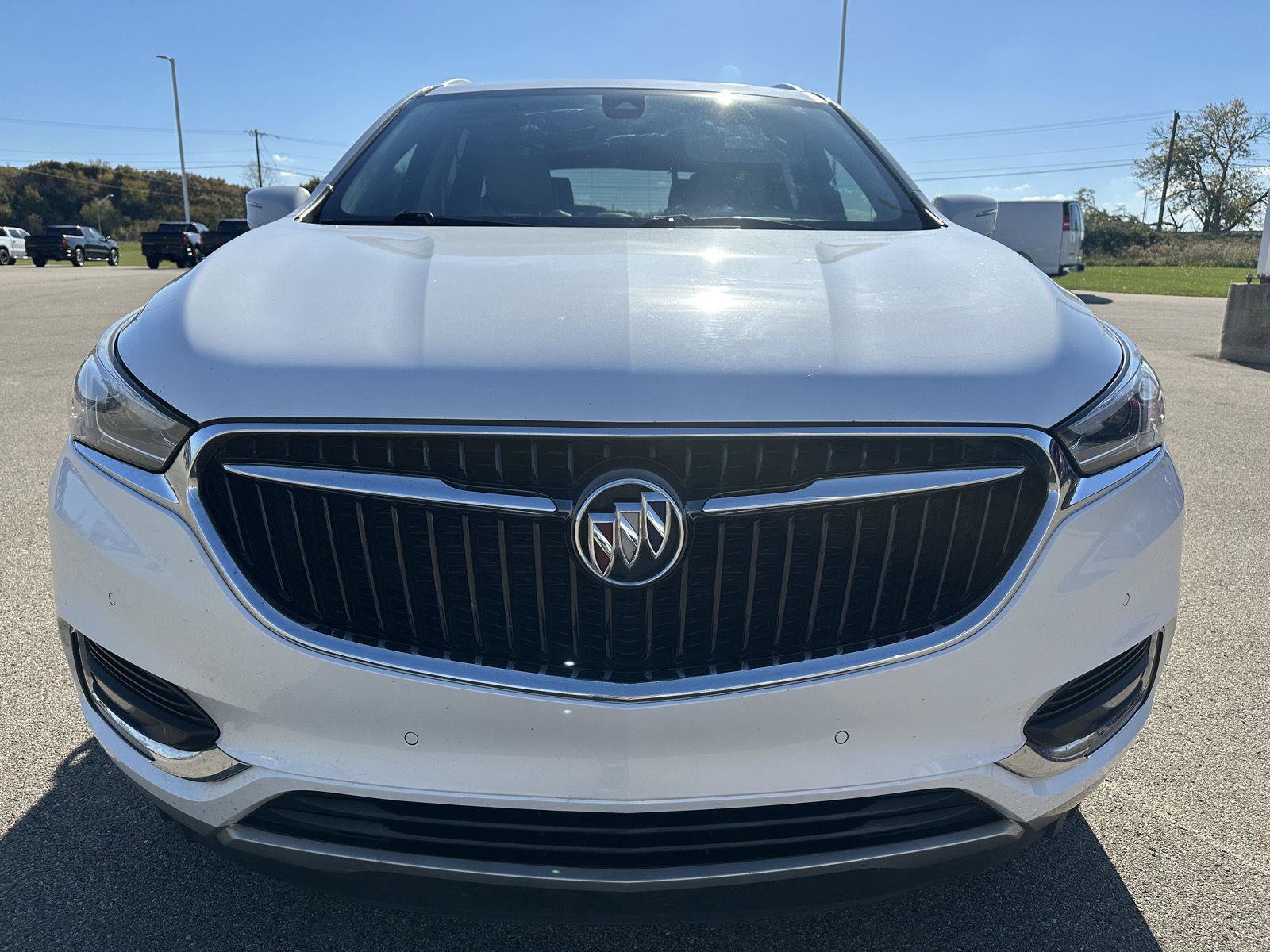 Used 2019 Buick Enclave Premium w/ Experience Buick Package FWD image 8