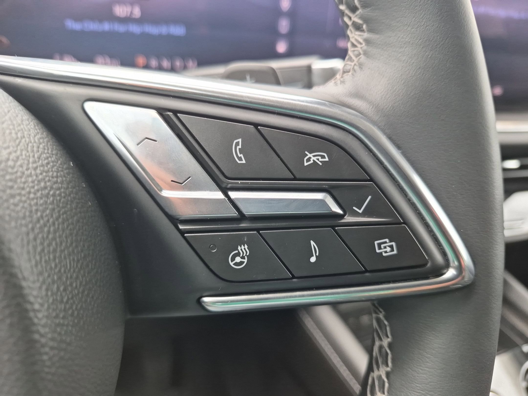 Used 2024 Buick Envision Preferred AWD/4WD image 15