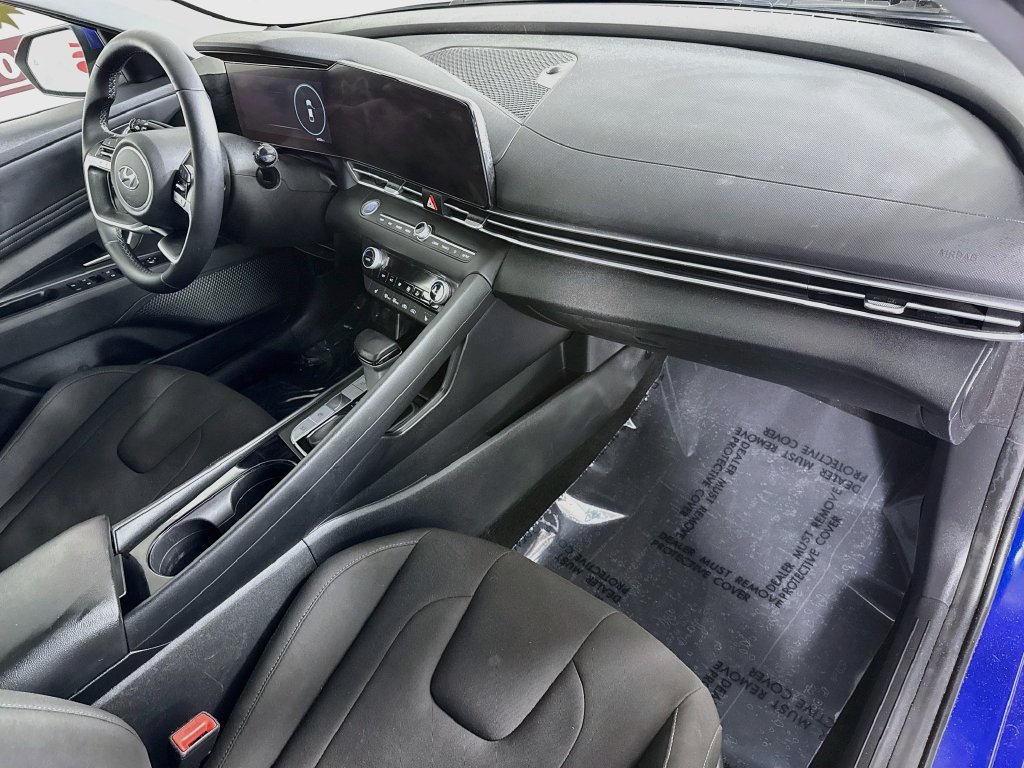 Certified 2023 Hyundai Elantra SEL w/ Convenience Package FWD image 31