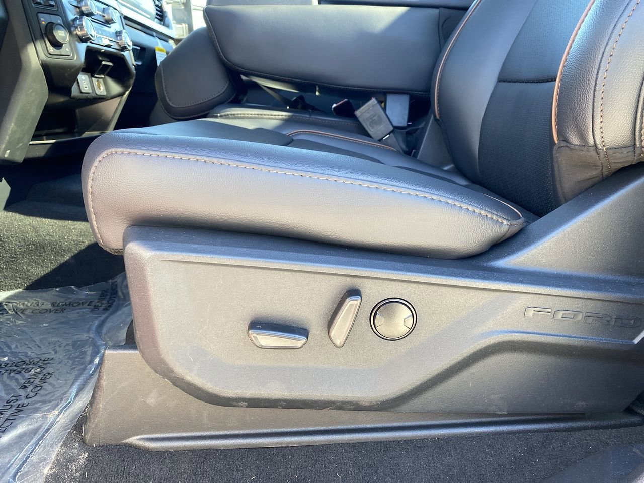 New 2026 Ford F250 Lariat w/ Black Appearance Package AWD/4WD image 20