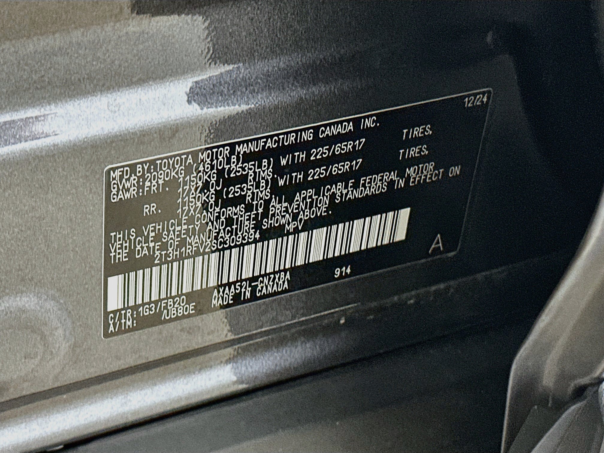 Used 2025 Toyota RAV4 LE FWD image 12