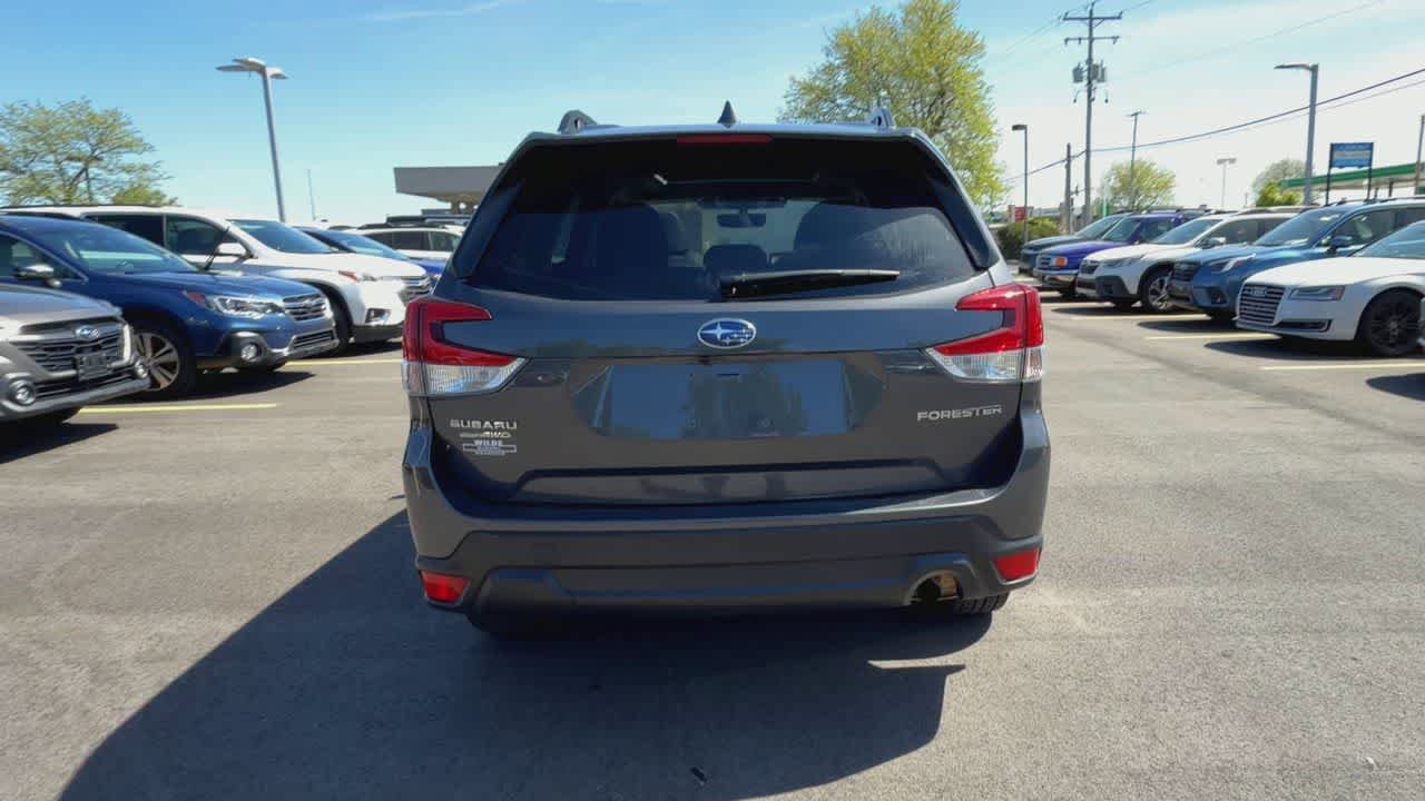 Certified 2023 Subaru Forester Premium AWD/4WD image 7