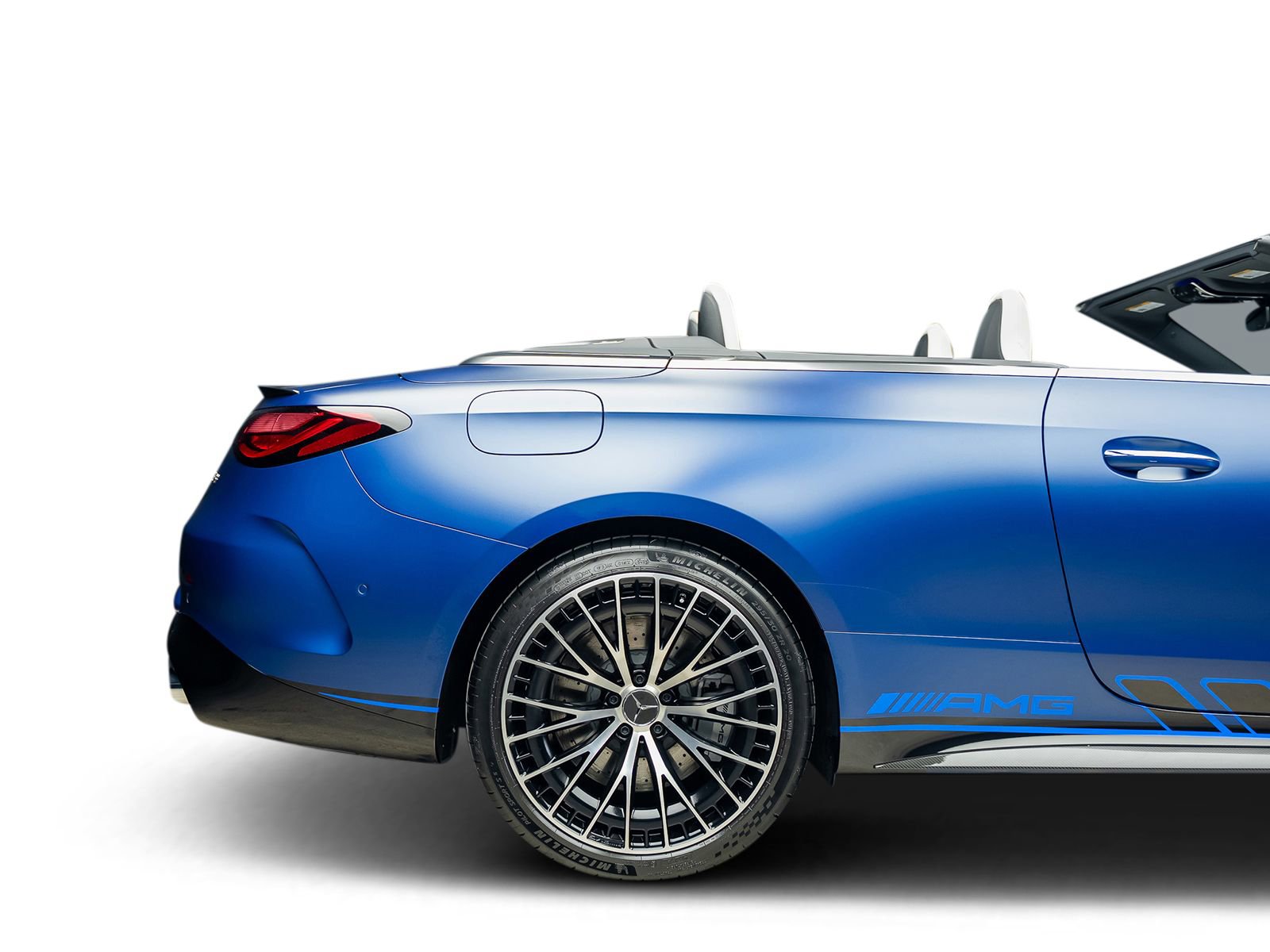 Used 2026 Mercedes-Benz CLE 53 AMG 4MATIC Cabriolet image 37