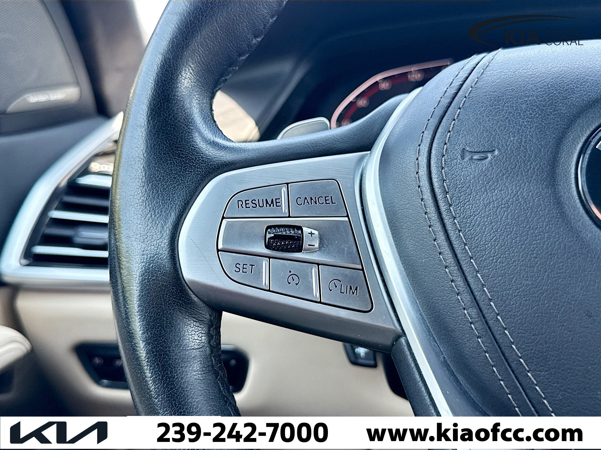 Used 2021 BMW X7 xDrive40i w/ Premium Package image 38