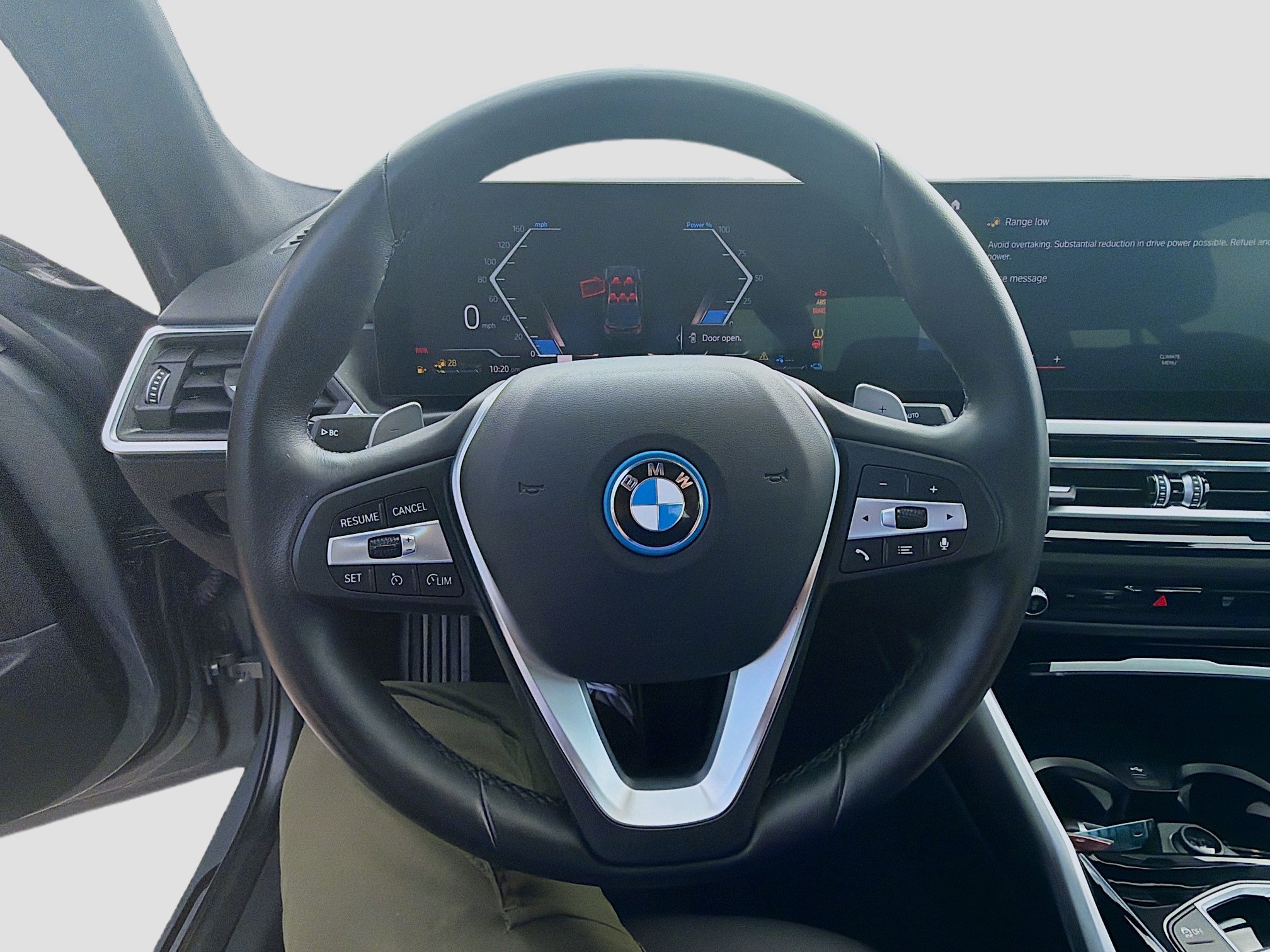 Used 2024 BMW 330e image 8