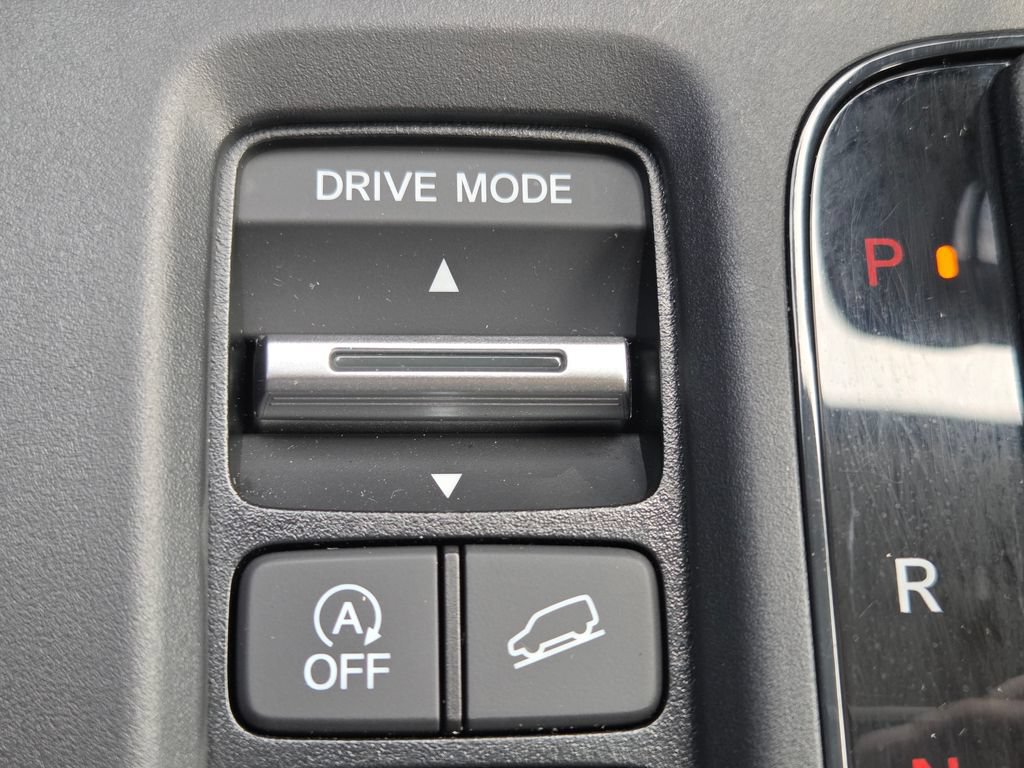 Used 2025 Honda CR-V EX-L image 15