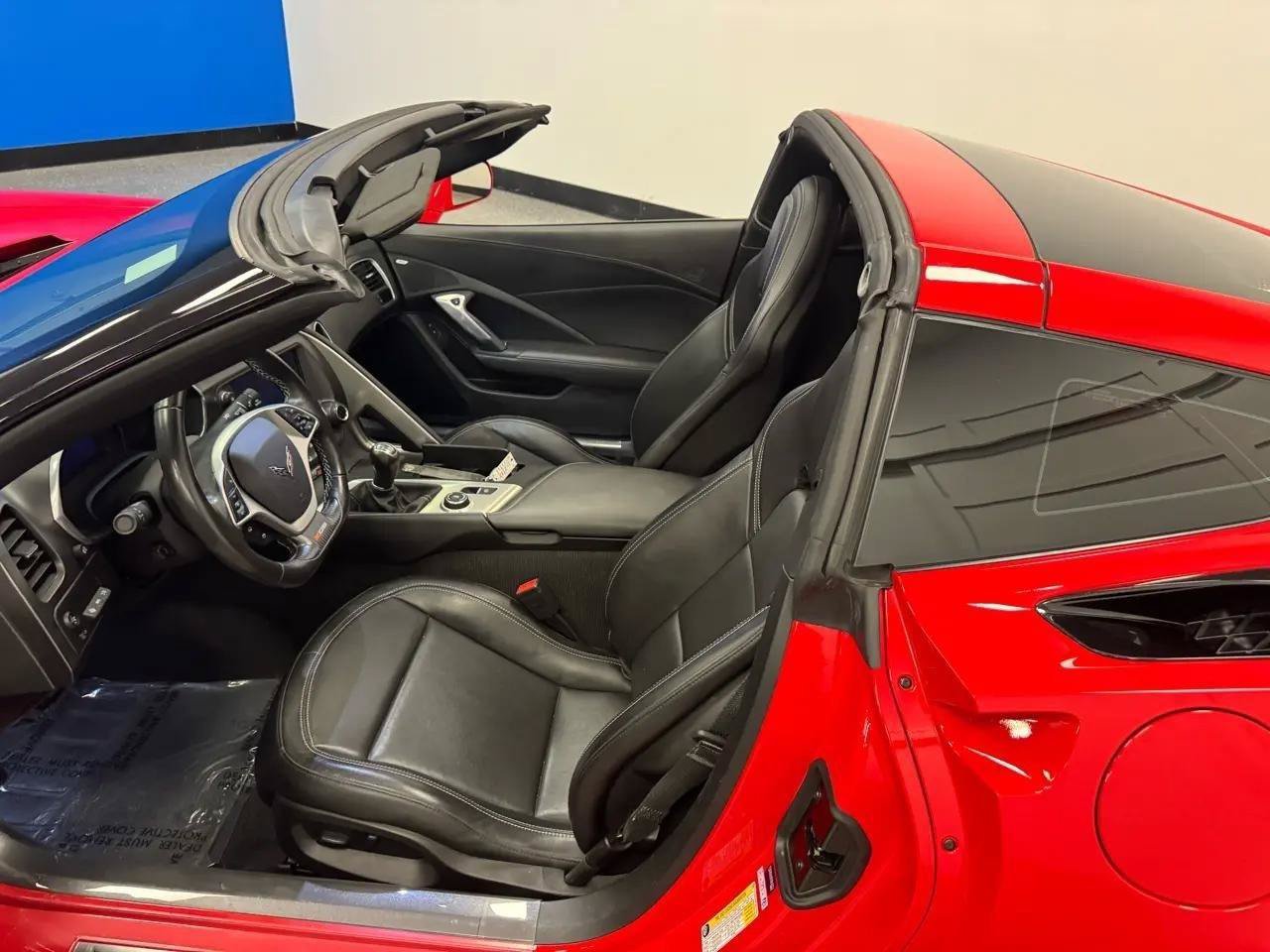 Used 2019 Chevrolet Corvette Z06 RWD image 15