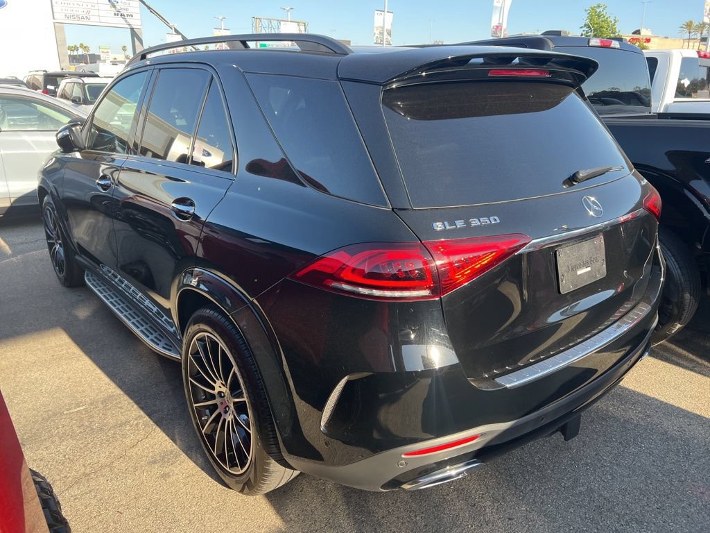 Used 2022 Mercedes-Benz GLE 350 4MATIC w/ AMG Line Exterior image 4