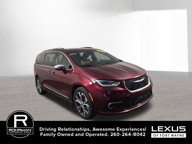 Used 2021 Chrysler Pacifica Pinnacle AWD/4WD image 4