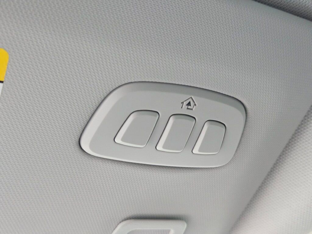 Used 2021 Ford Mustang Mach-E Premium image 33