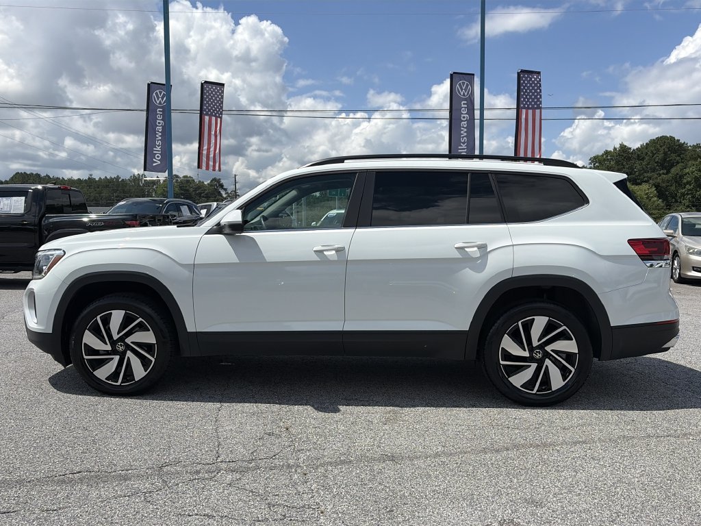 Used 2025 Volkswagen Atlas SE FWD image 21