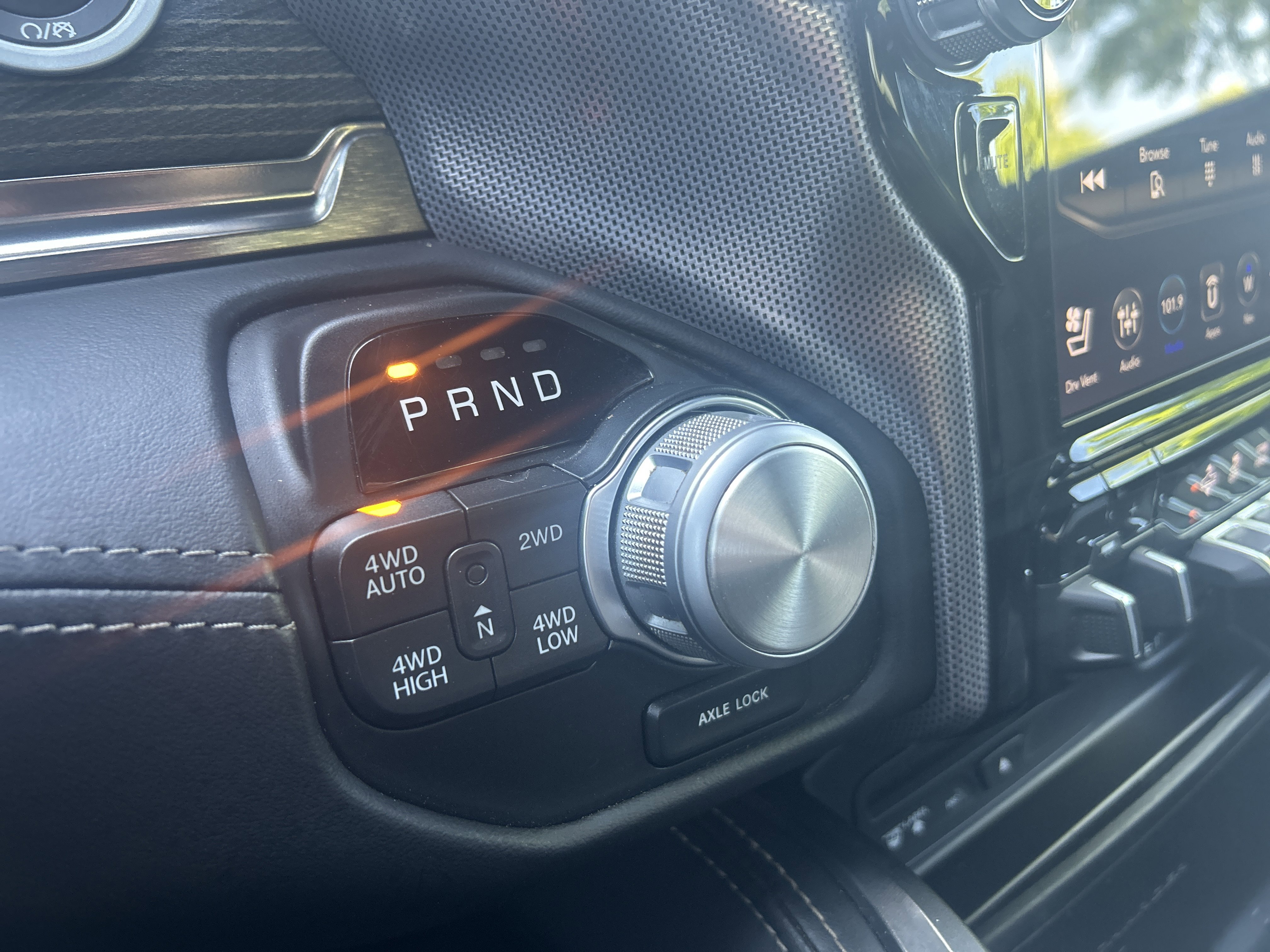 Used 2019 RAM 1500 Limited AWD/4WD image 16