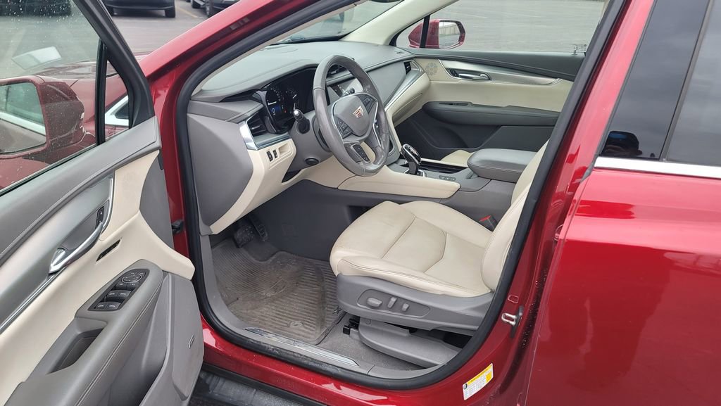 Used 2019 Cadillac XT5 Luxury image 18