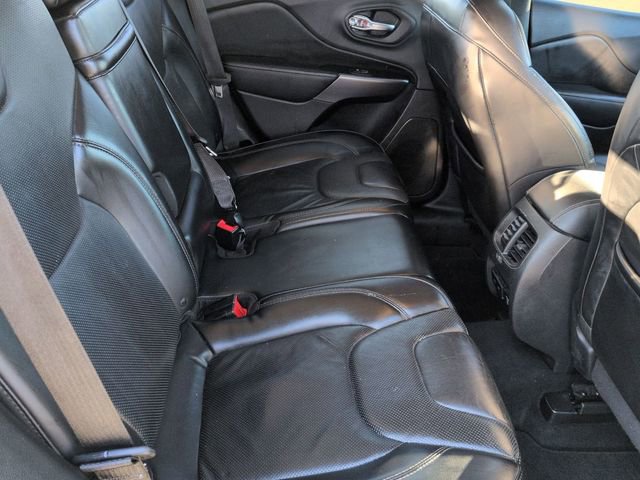 Certified 2019 Jeep Cherokee Limited image 28