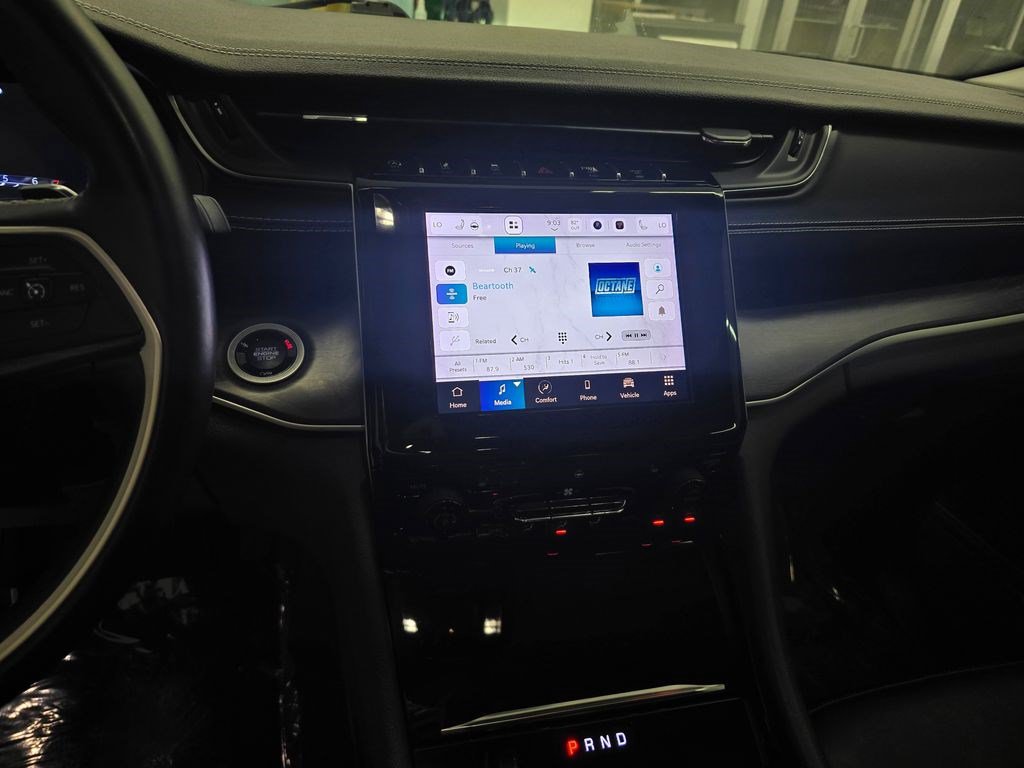 Used 2022 Jeep Grand Cherokee Limited RWD image 22
