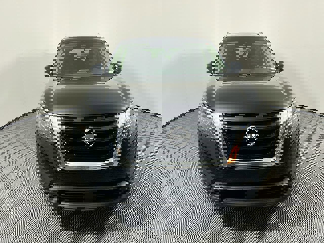 Used 2024 Nissan Pathfinder SV image 8