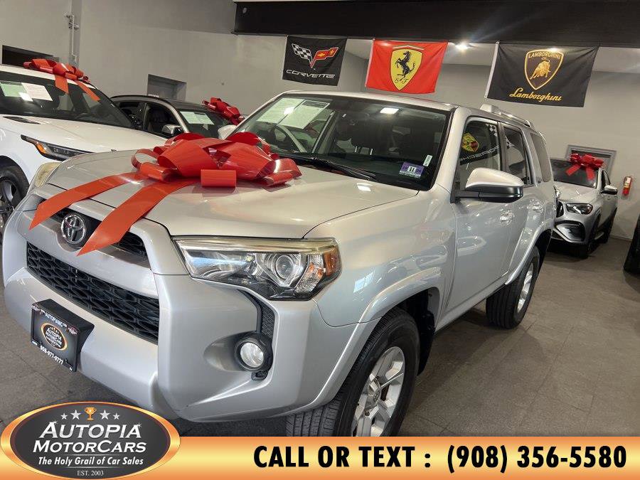 Used 2014 Toyota 4Runner SR5 AWD/4WD image 2