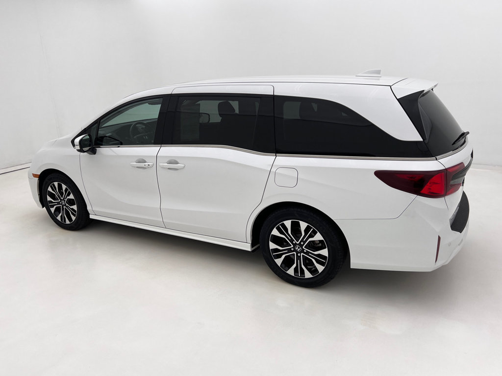 Used 2025 Honda Odyssey Elite image 14