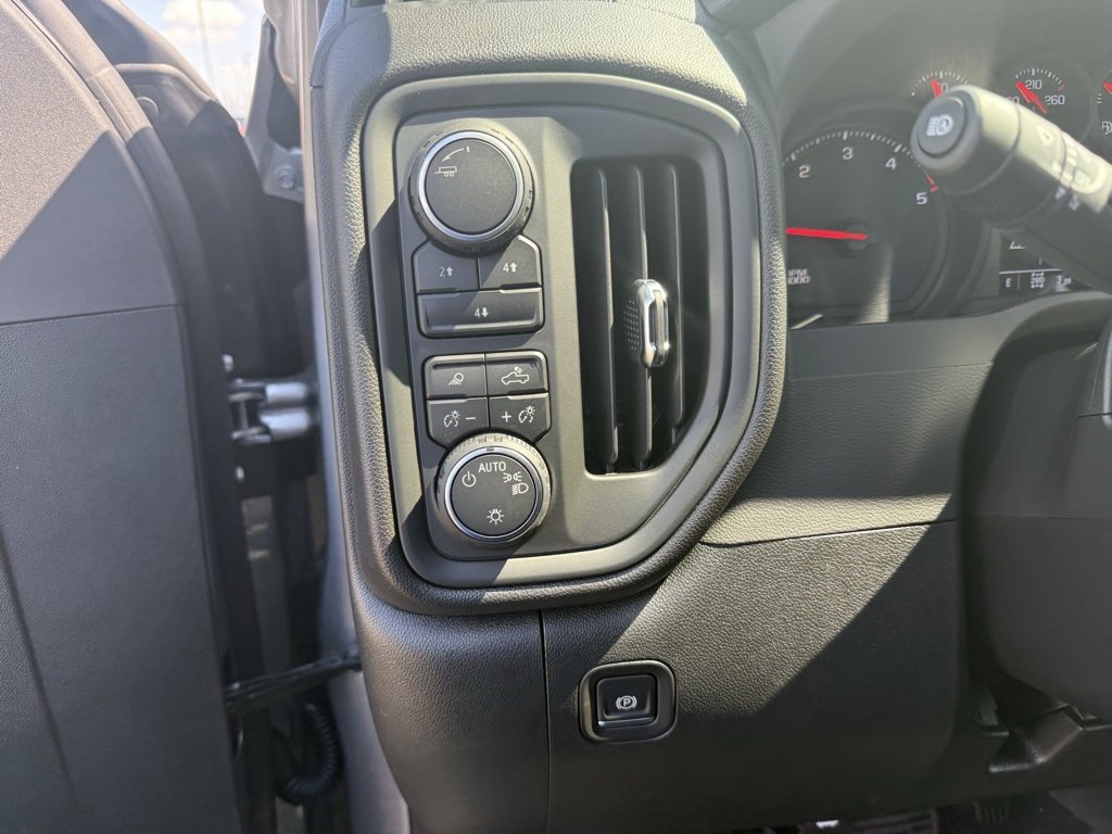 New 2026 Chevrolet Silverado 2500 Custom w/ Custom Value Package image 26