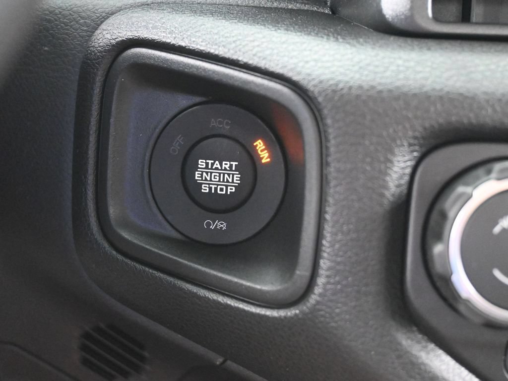 New 2026 Jeep Gladiator Sport AWD/4WD image 24