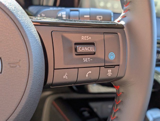 New 2026 Nissan Kicks SR w/ Cold Weather Package AWD/4WD image 18