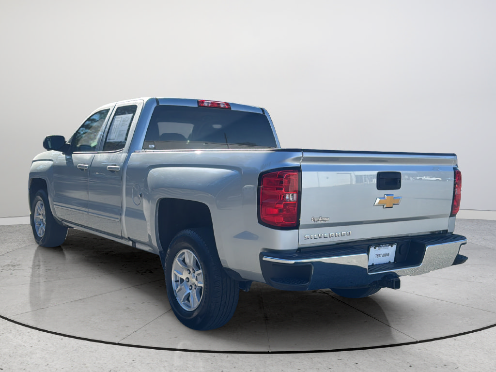 Used 2018 Chevrolet Silverado 1500 LT w/ All Star Edition RWD image 4