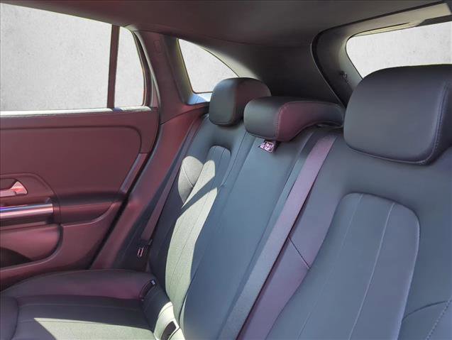 Used 2022 Mercedes-Benz GLA 250 w/ Premium Package Lite image 19
